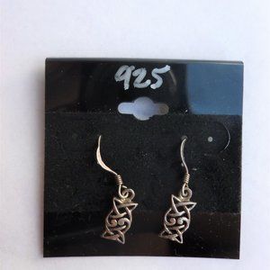925 Sterling Silver Celtic Knot Earrings